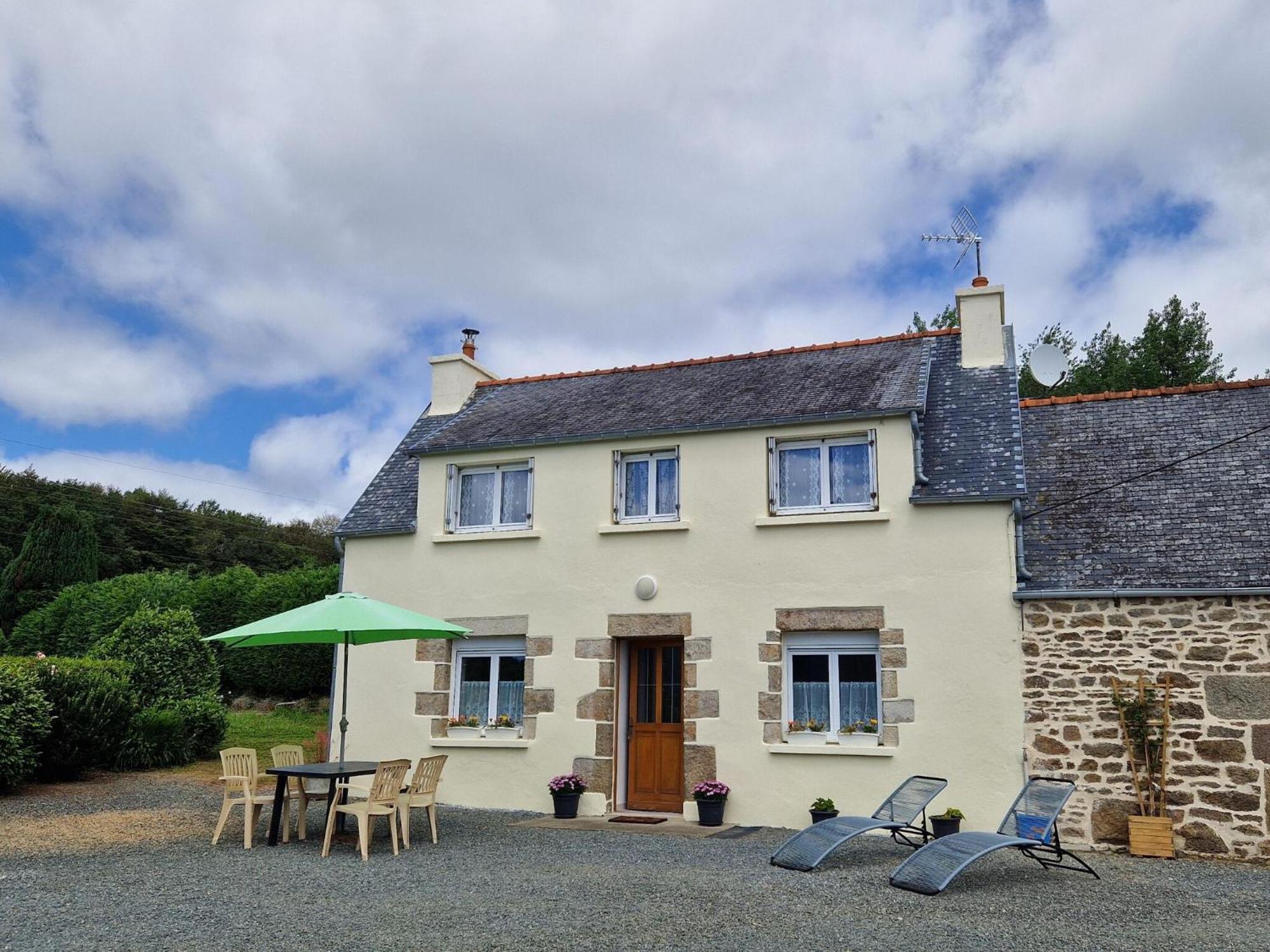 Holiday Home In The Countryside Near The Beach Guerlesquin Buitenkant foto